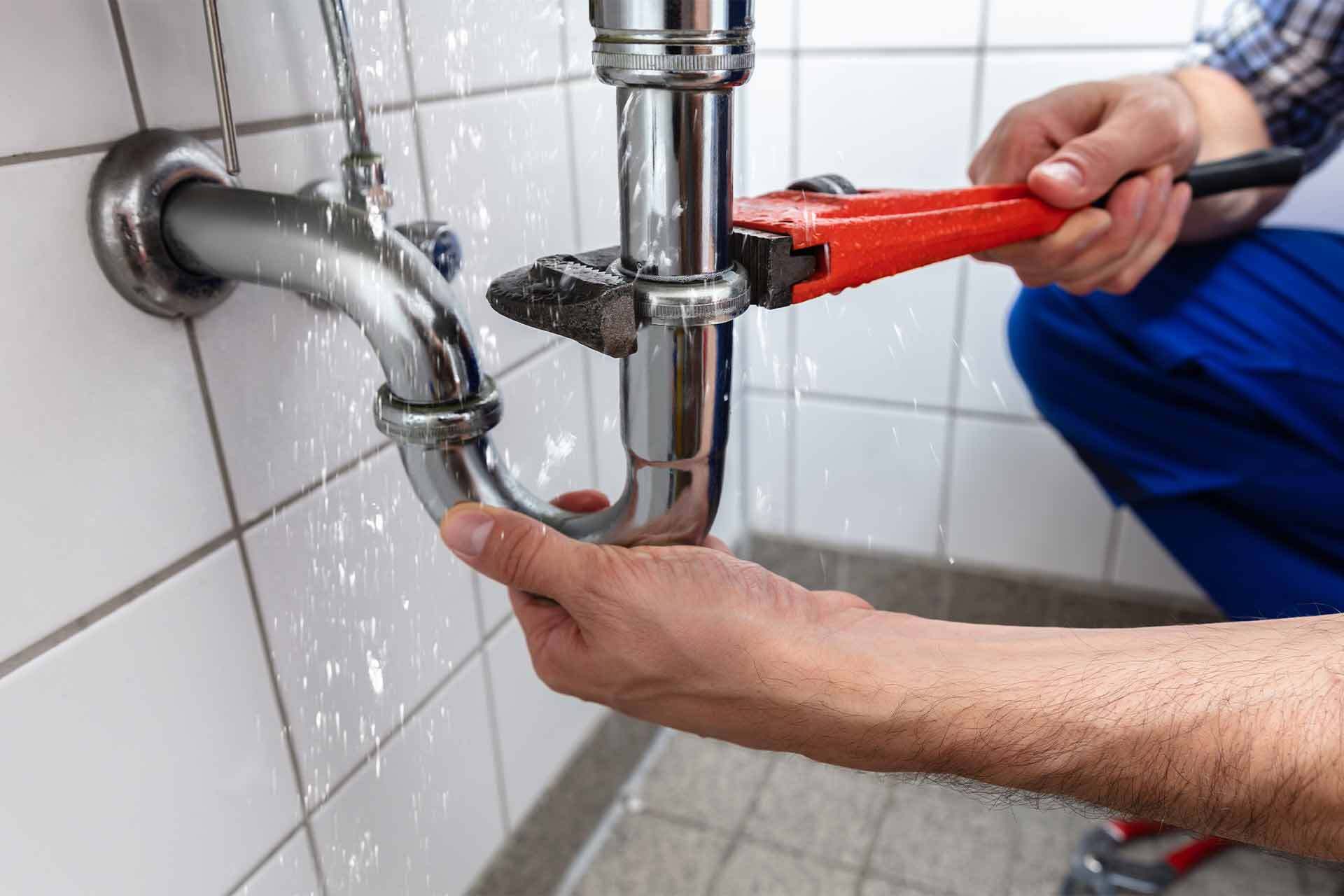 6 REASONS TO HIRE PROFESSIONAL DRAIN CLEANING SERVICES