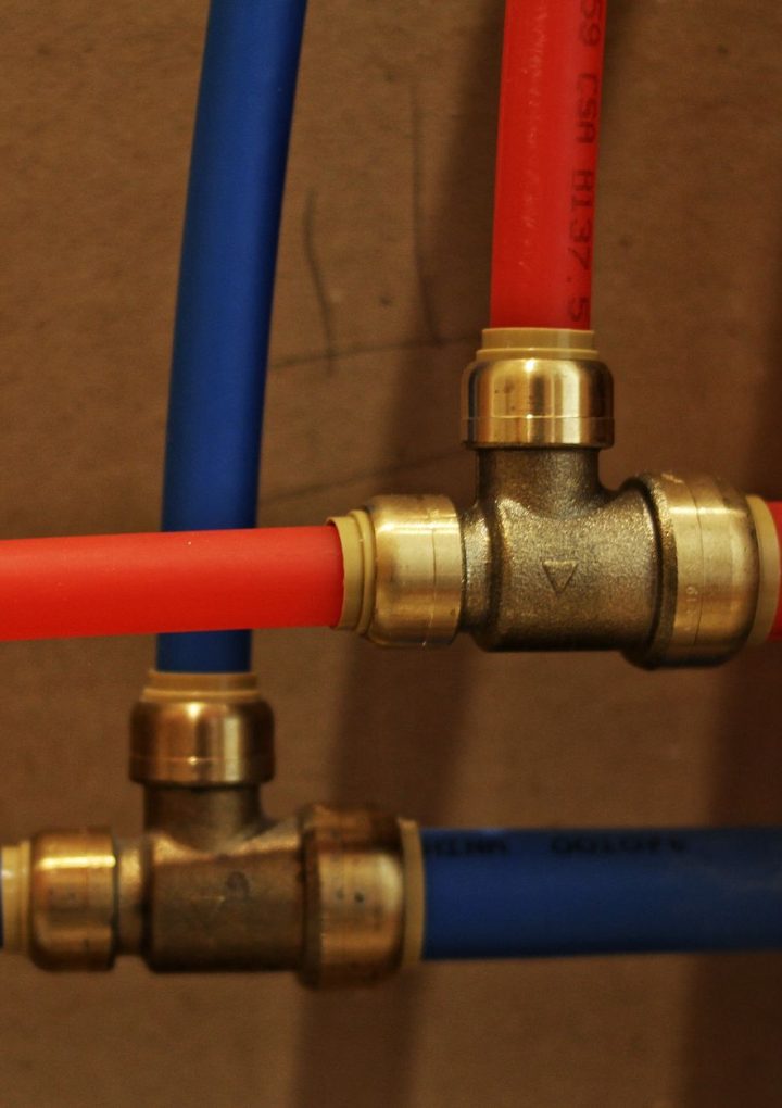 PEX, Copper, Or CPVC? How To Choose The Right Pipe For Your Home