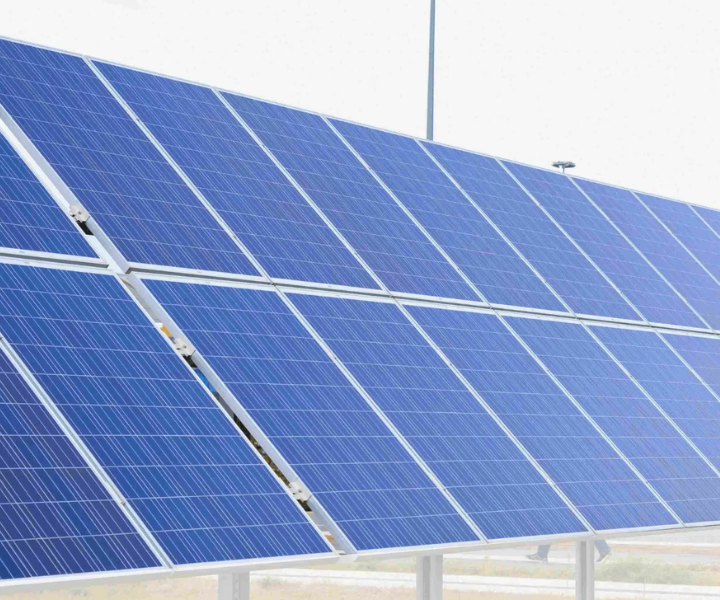 Leeds Residents Increasingly Choose Solar Energy for Clean Power Supply