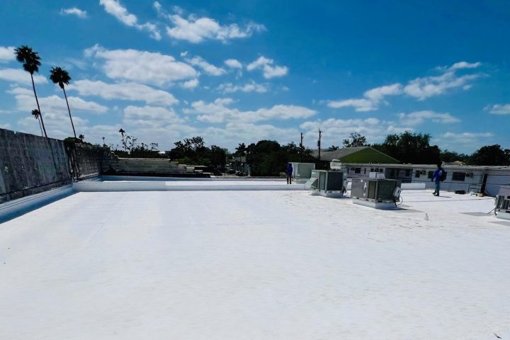 Signs You Need to Call a Roofing Company in Oldsmar Today